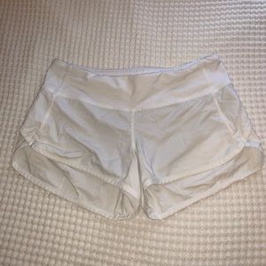 White Lululemon Speed Up Shorts 2.5”